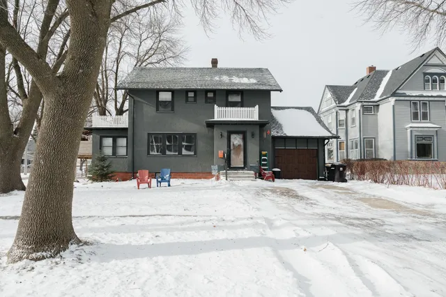 $184,000 | 226 South Linton Street, Blue Earth, MN 56013