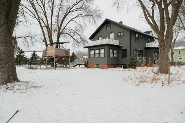 $184,000 | 226 South Linton Street, Blue Earth, MN 56013