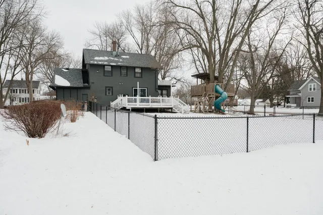 $184,000 | 226 South Linton Street, Blue Earth, MN 56013