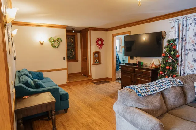 $184,000 | 226 South Linton Street, Blue Earth, MN 56013