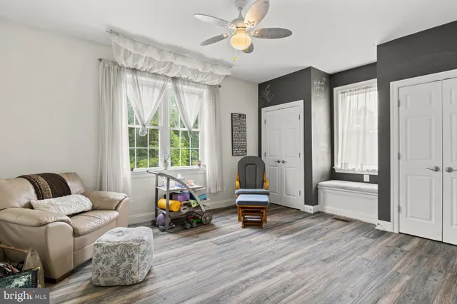 $2,250,000 | 7312 Oak Lane, Marshall, VA 20115