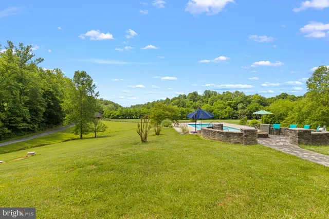 $2,250,000 | 7312 Oak Lane, Marshall, VA 20115