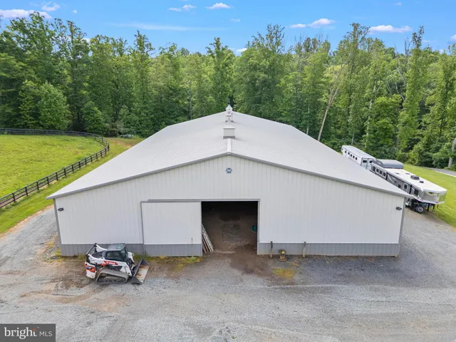 $2,250,000 | 7312 Oak Lane, Marshall, VA 20115