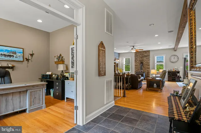 $2,250,000 | 7312 Oak Lane, Marshall, VA 20115