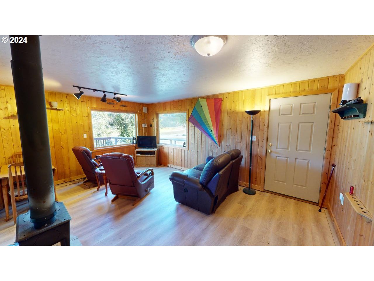 97033 Jerry's Flat Road Gold Beach, OR 97444 - Photo 10 of 46 Gallery Image 10
