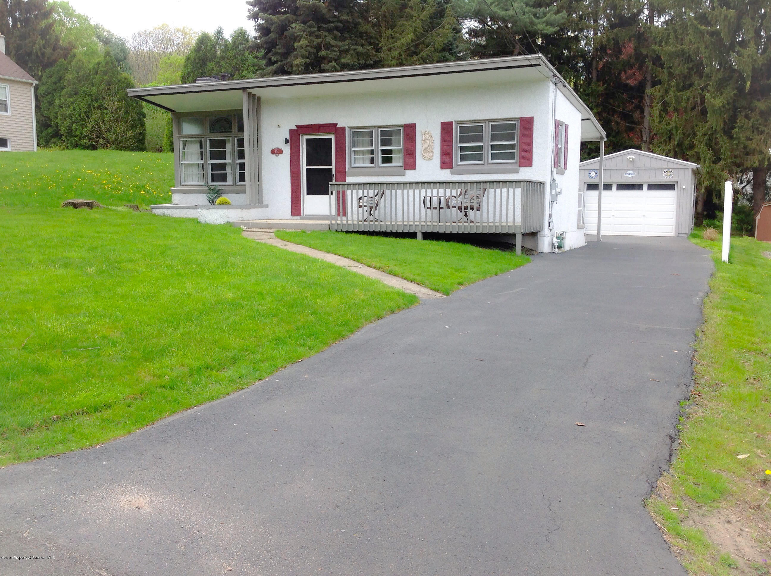 114 Ruth Avenue Clarks Summit, PA 18411 - Photo 2 of 13 Gallery Image 2