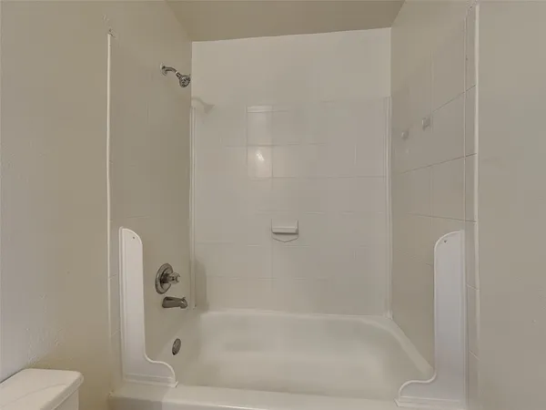 $1,995 | 20719 Dickinson Manor Lane, Cypress, TX 77433