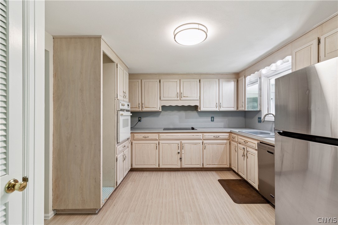 6317 Westerly Terrace DeWitt, NY 13078 - Photo 15 of 49