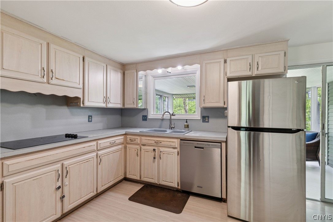 6317 Westerly Terrace DeWitt, NY 13078 - Photo 16 of 49