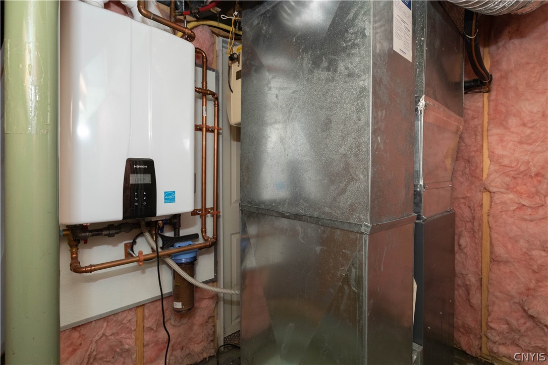 6317 Westerly Terrace DeWitt, NY 13078 - Photo 36 of 49