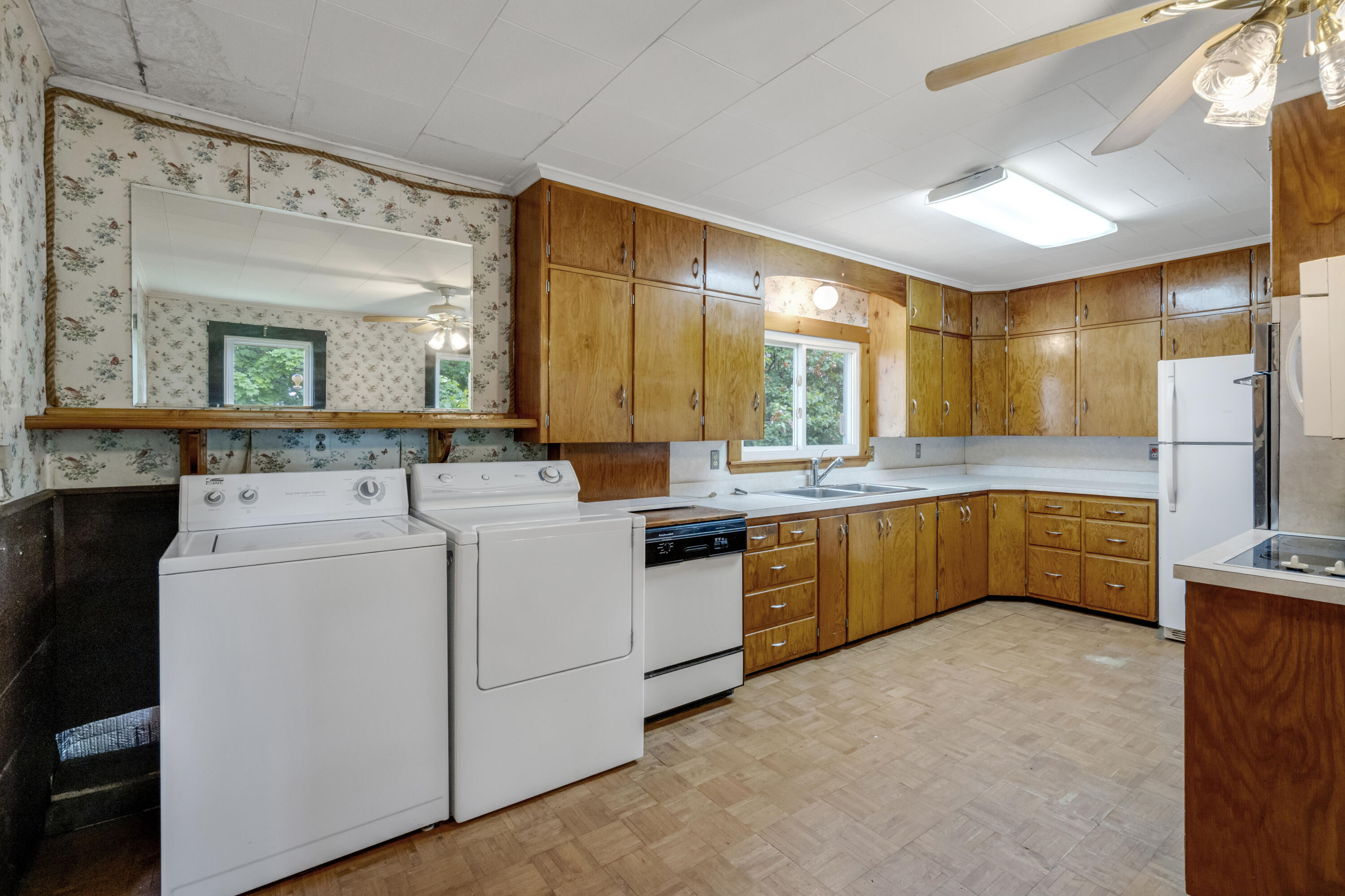 209 Oak Hill Road Auburn, ME 04210 - Photo 10 of 58 DSC02644