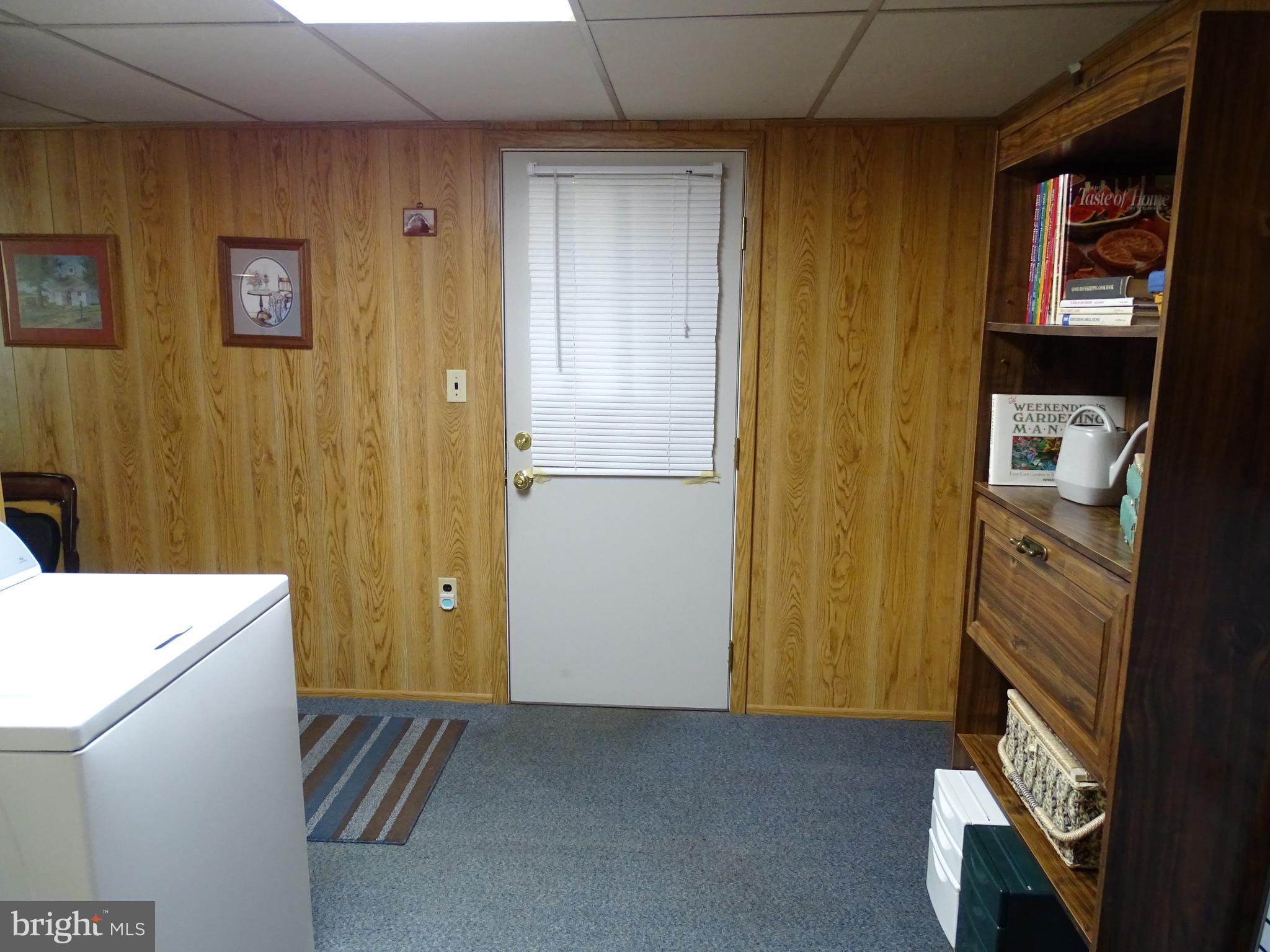 2536 Locust Road Dover, PA 17315 - Photo 29 of 33 Gallery Image 29
