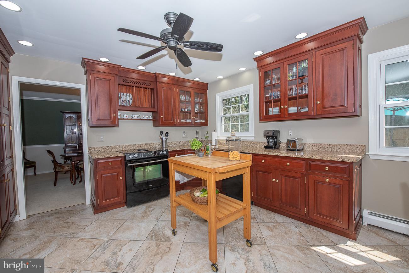 449 King Road West Chester, PA 19380 - Photo 13 of 63 Kitchen