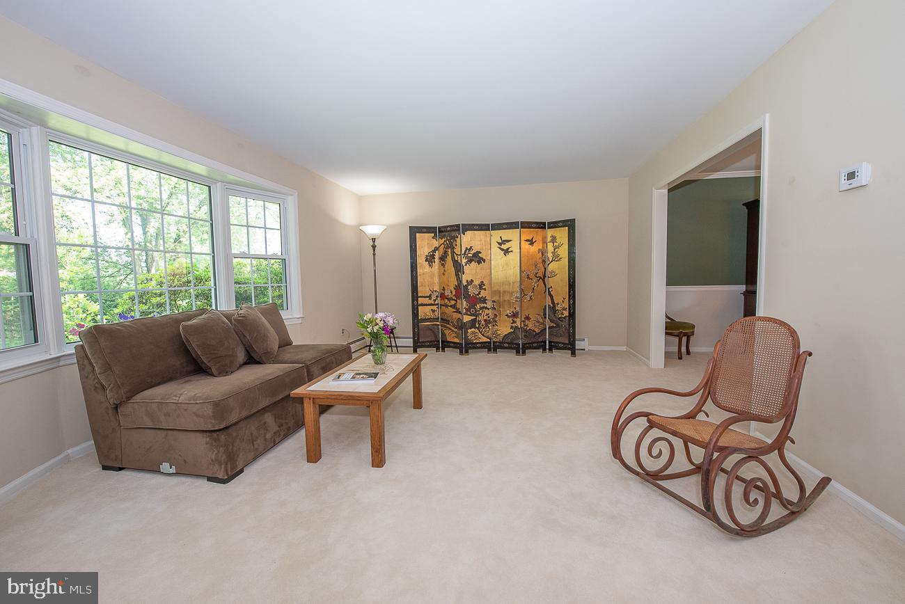 449 King Road West Chester, PA 19380 - Photo 21 of 63 Living Room