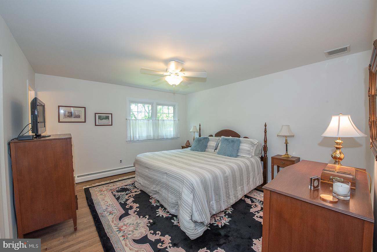 449 King Road West Chester, PA 19380 - Photo 26 of 63 Primary Bedroom
