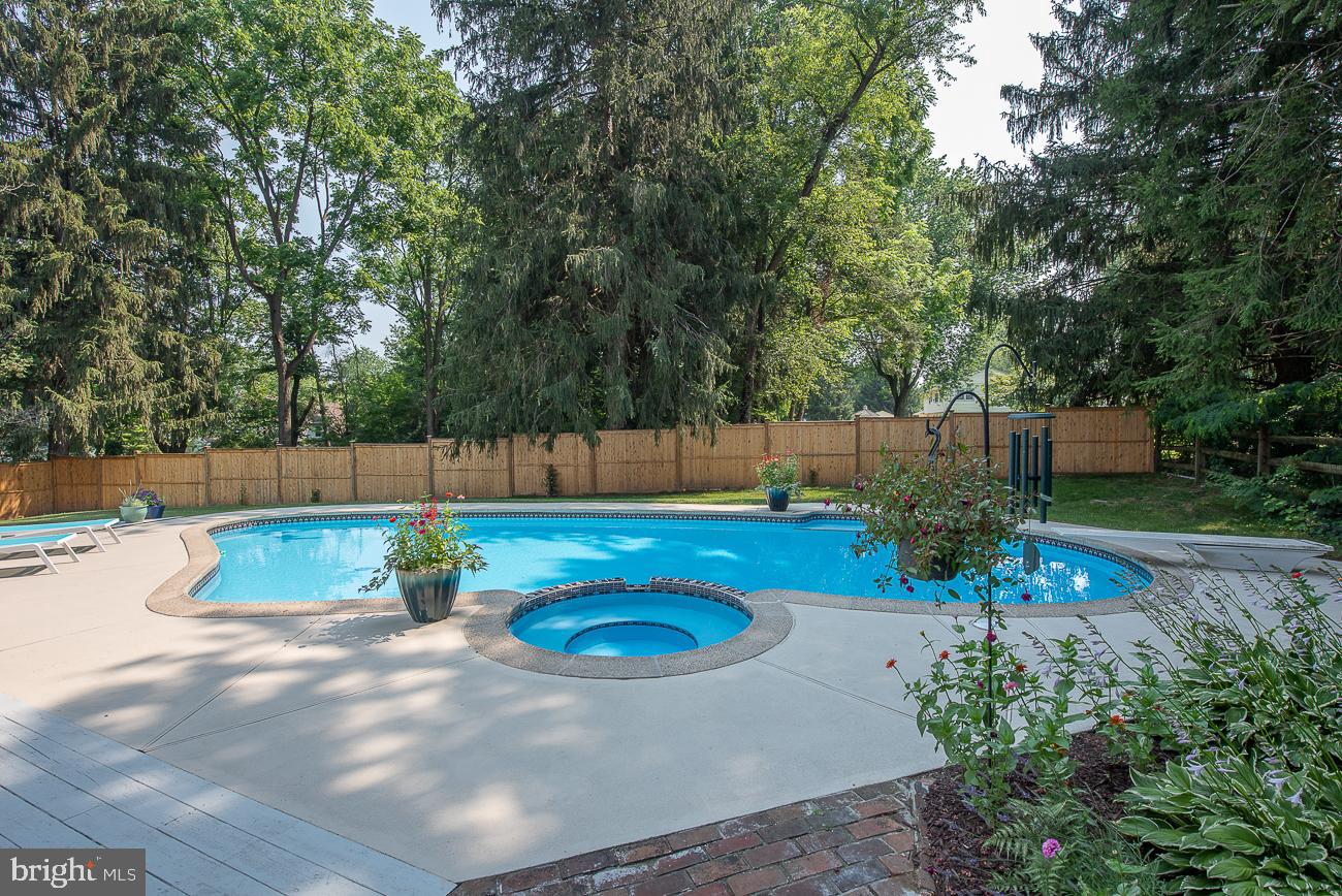449 King Road West Chester, PA 19380 - Photo 44 of 63 Pool with Spa/Hot Tub