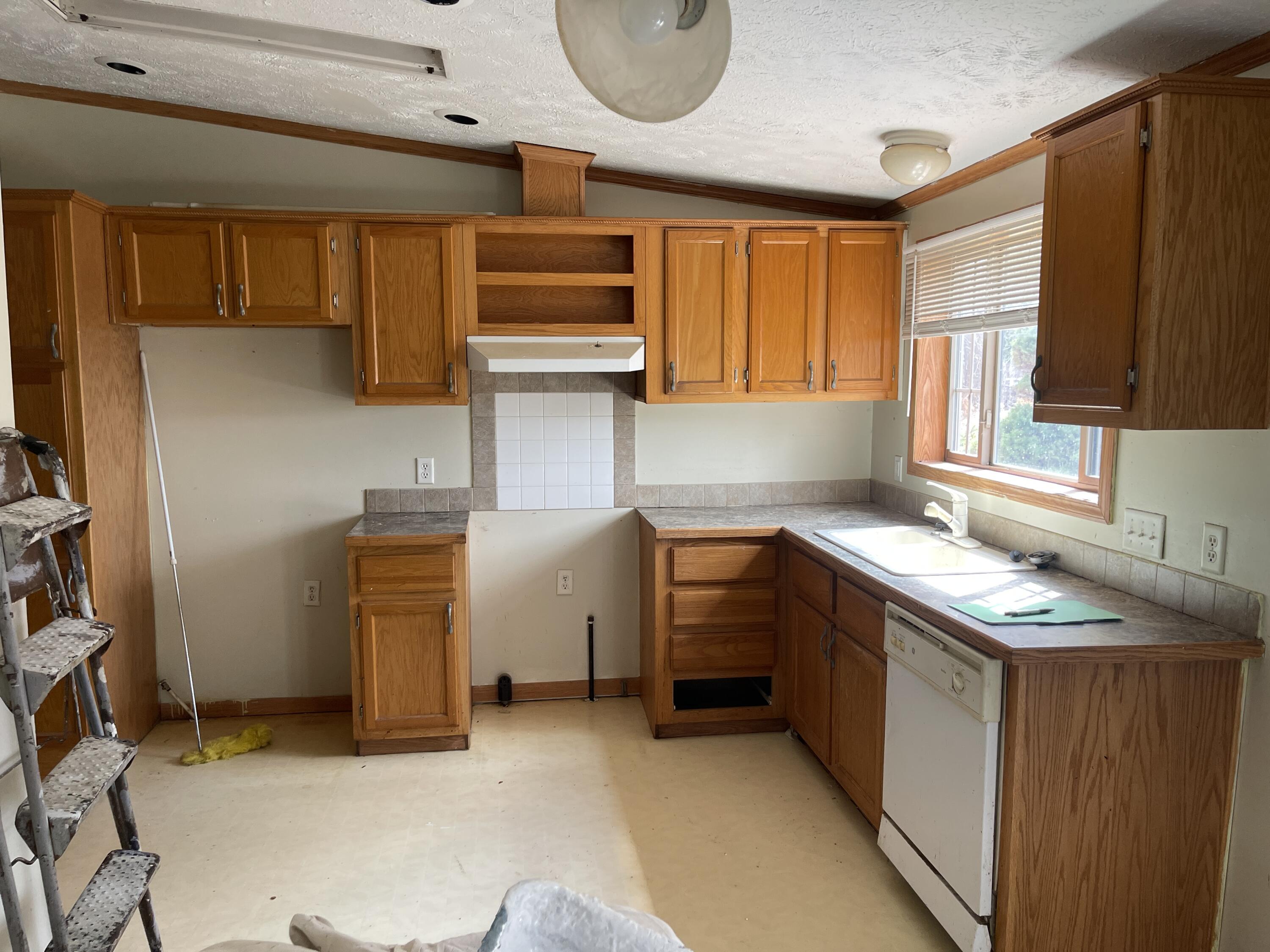 8534 Clough Road Parma, MI 49269 - Photo 14 of 33 IMG_5237