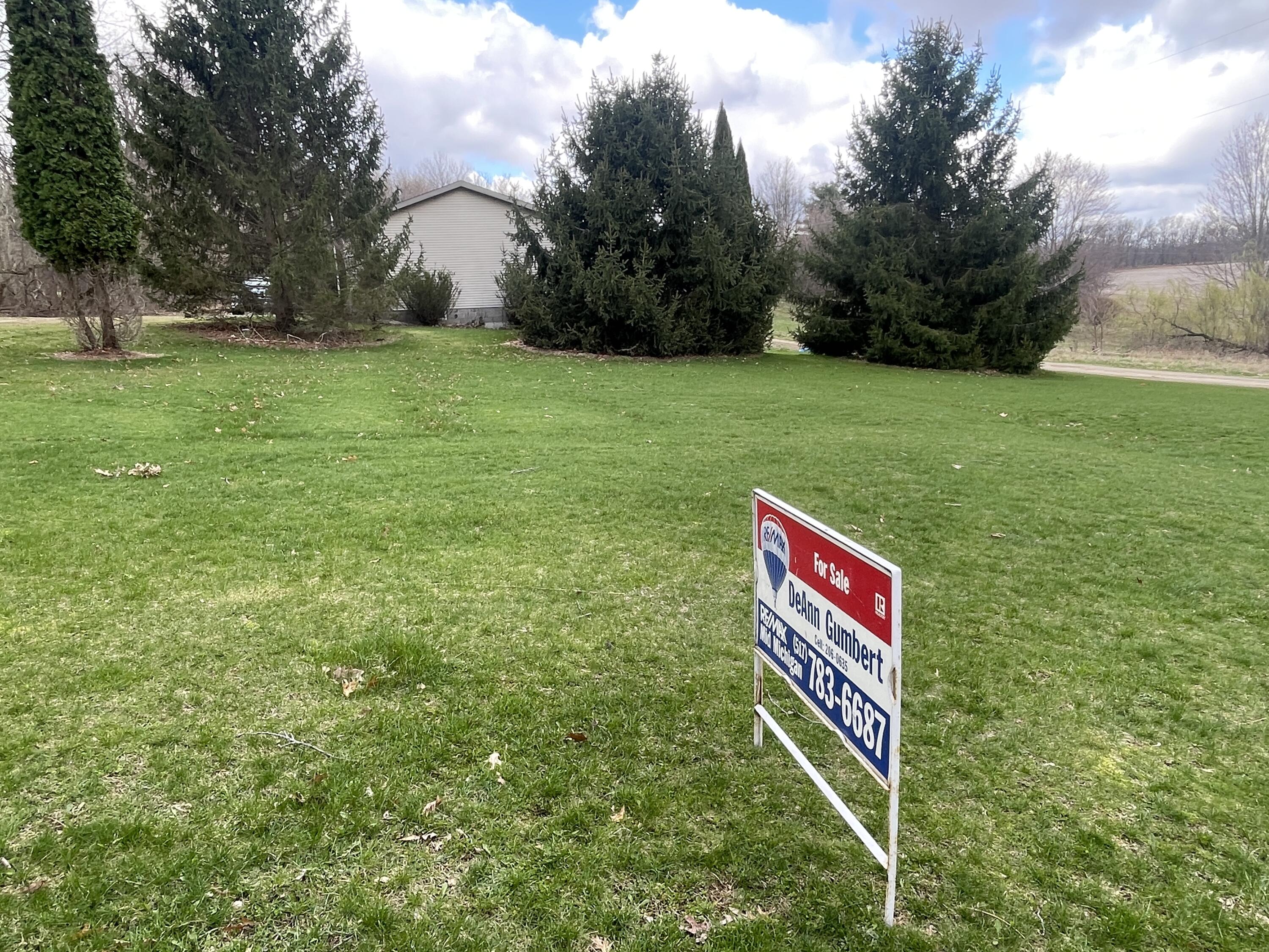 8534 Clough Road Parma, MI 49269 - Photo 30 of 33 IMG_5252