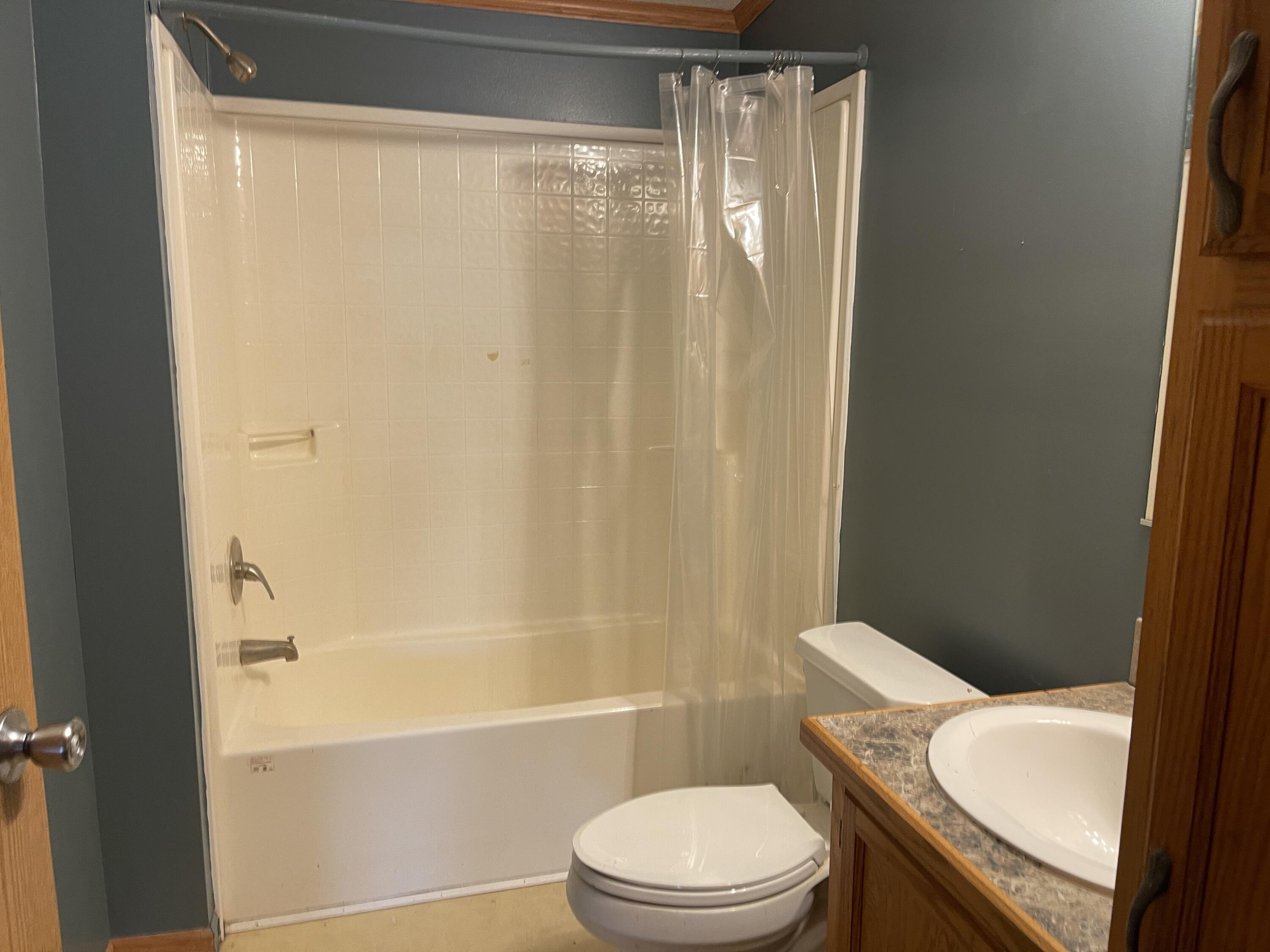 8534 Clough Road Parma, MI 49269 - Photo 8 of 33 IMG_5231