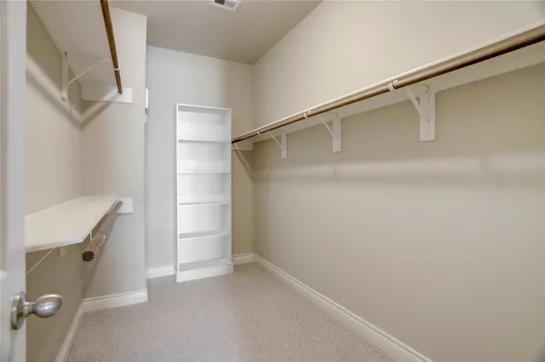 $2,900 | 9133 Creekstone Lake Drive, Houston, TX 77054