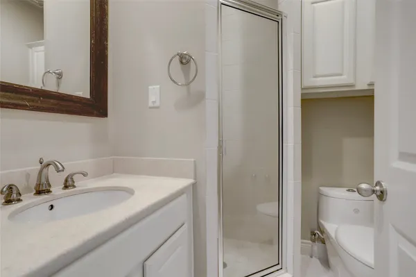 $2,900 | 9133 Creekstone Lake Drive, Houston, TX 77054