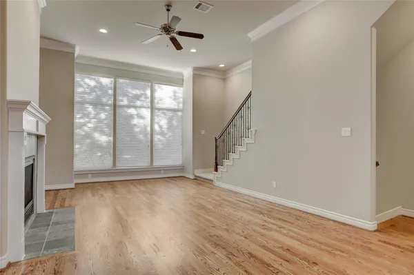 $2,900 | 9133 Creekstone Lake Drive, Houston, TX 77054