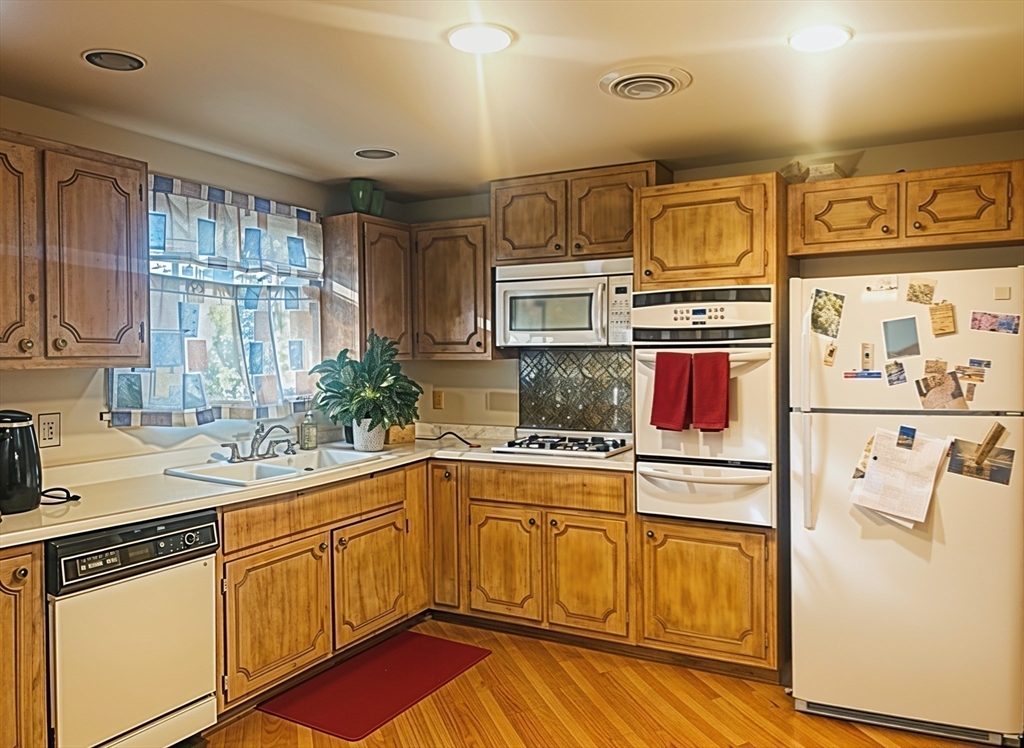 3 Eagle Rock Road Randolph, MA 02368 - Photo 6 of 20