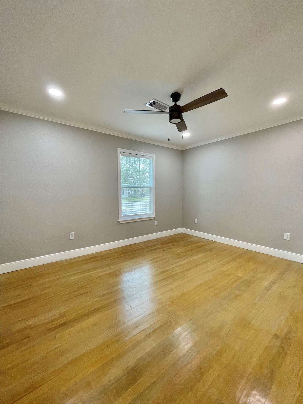 817 North Chenango Street Angleton, TX 77515 - Photo 12 of 17