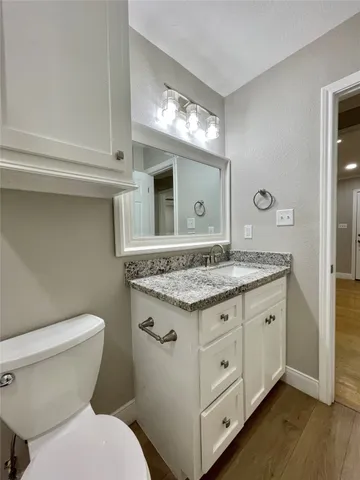 $1,350 | 817 North Chenango Street, Angleton, TX 77515