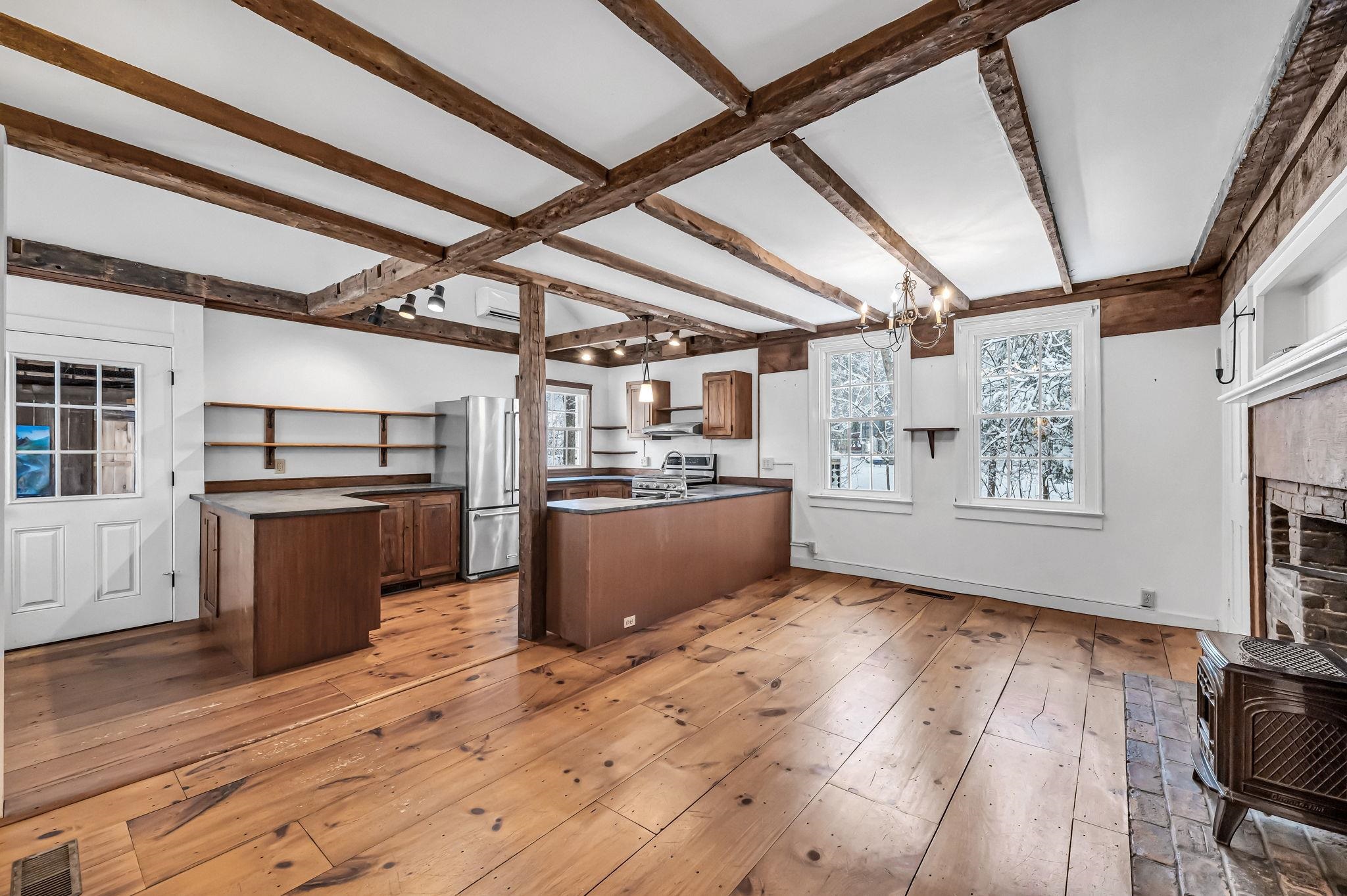 75 Westminster W Road Putney, VT 05346 - Photo 13 of 60