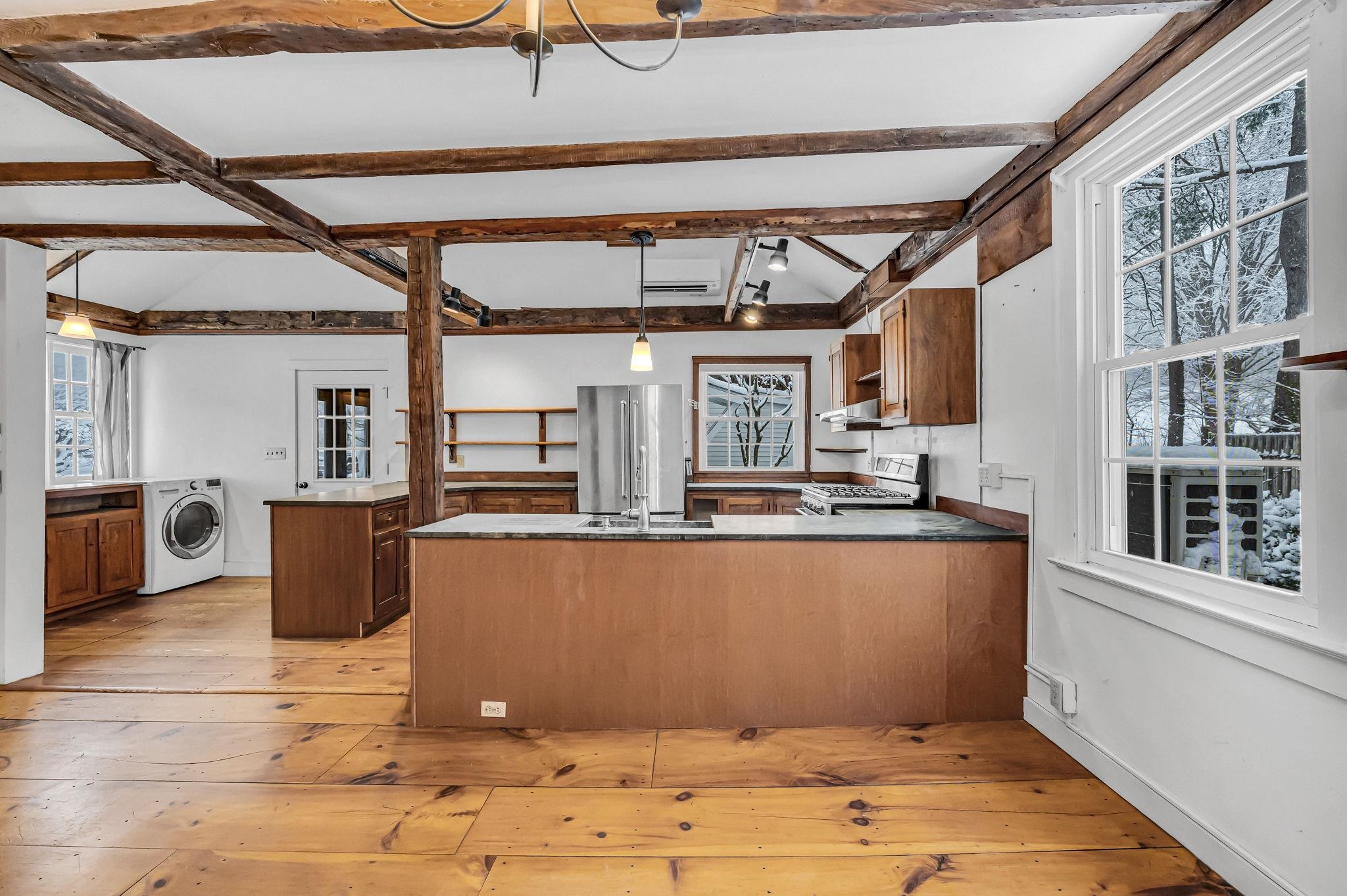 75 Westminster W Road Putney, VT 05346 - Photo 15 of 60