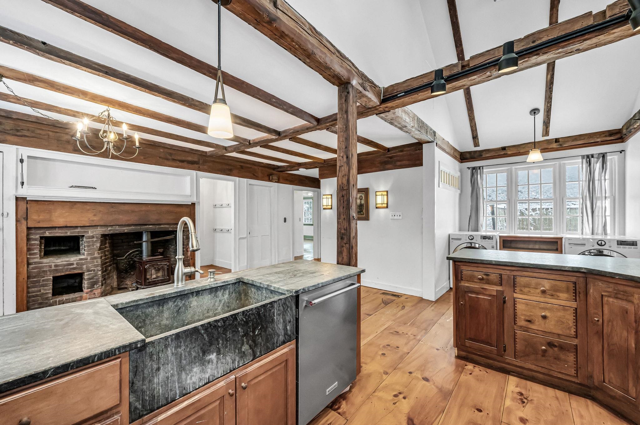 75 Westminster W Road Putney, VT 05346 - Photo 20 of 60