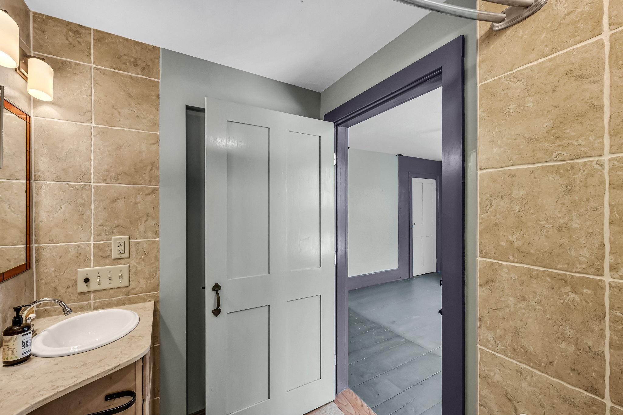 75 Westminster W Road Putney, VT 05346 - Photo 30 of 60