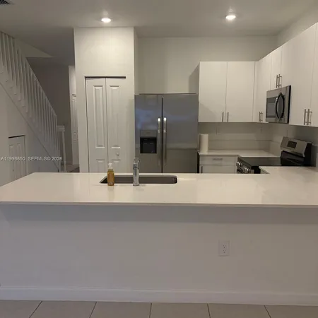 $2,600 | 23320 Southwest 127th Court, Homestead, FL 33032