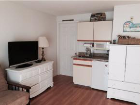550 Winnacunnet Road, Unit 303 Hampton, NH 03842 - Photo 5 of 15