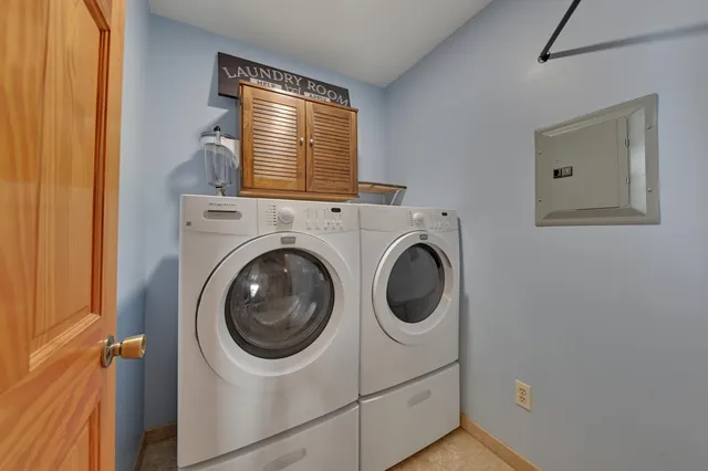 $649,900 | 541 North N Green, Cedarburg, WI 53012