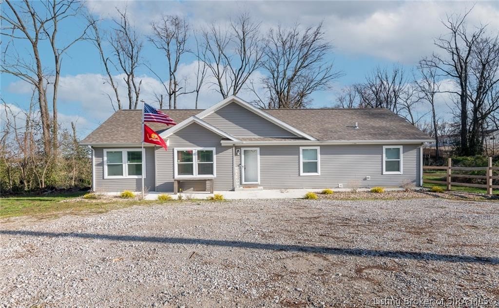 1319 West Commerce Street Brownstown, IN 47220 - Photo 1 of 29