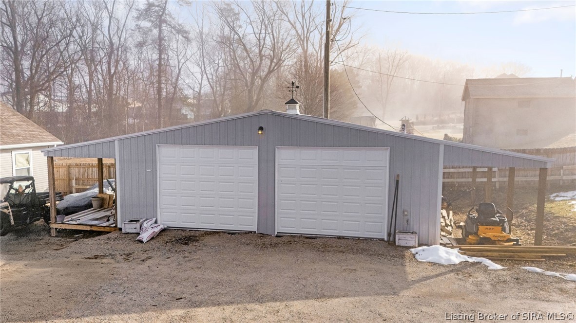 1319 West Commerce Street Brownstown, IN 47220 - Photo 2 of 29