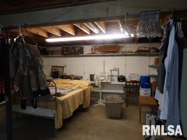 $200,000 | 736 North Mill Street, Carrier Mills, IL 62917