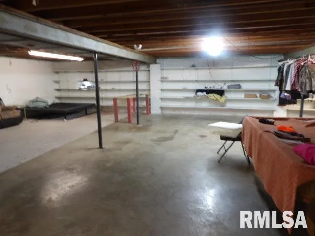 $200,000 | 736 North Mill Street, Carrier Mills, IL 62917