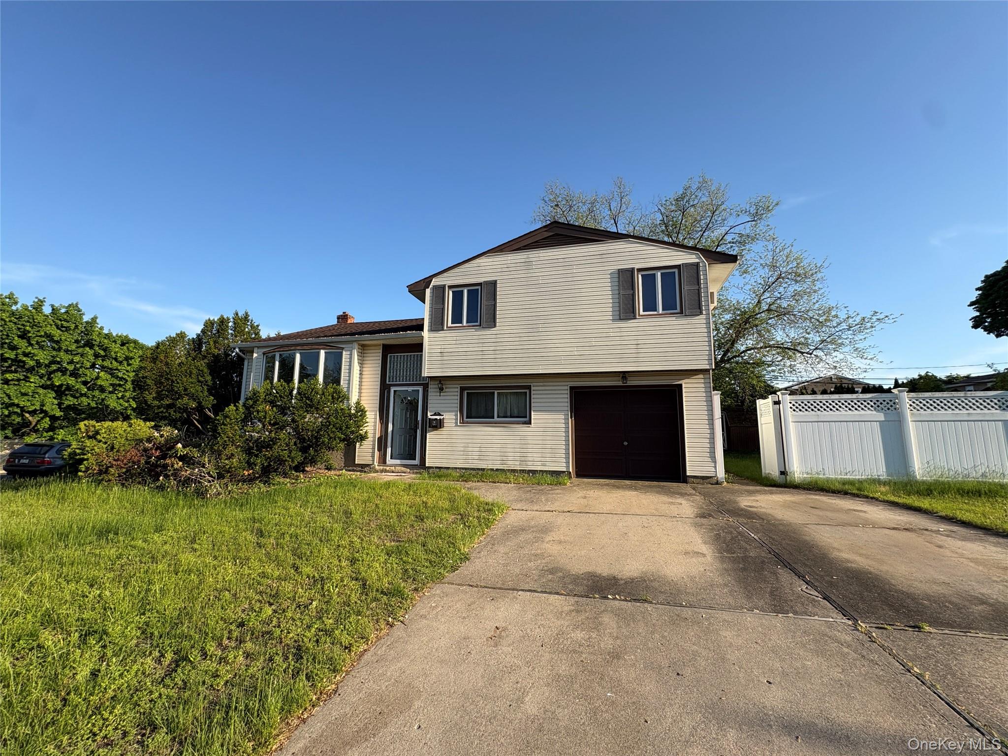 5 Skellington Road Plainview, NY 11803 - Photo 1 of 3