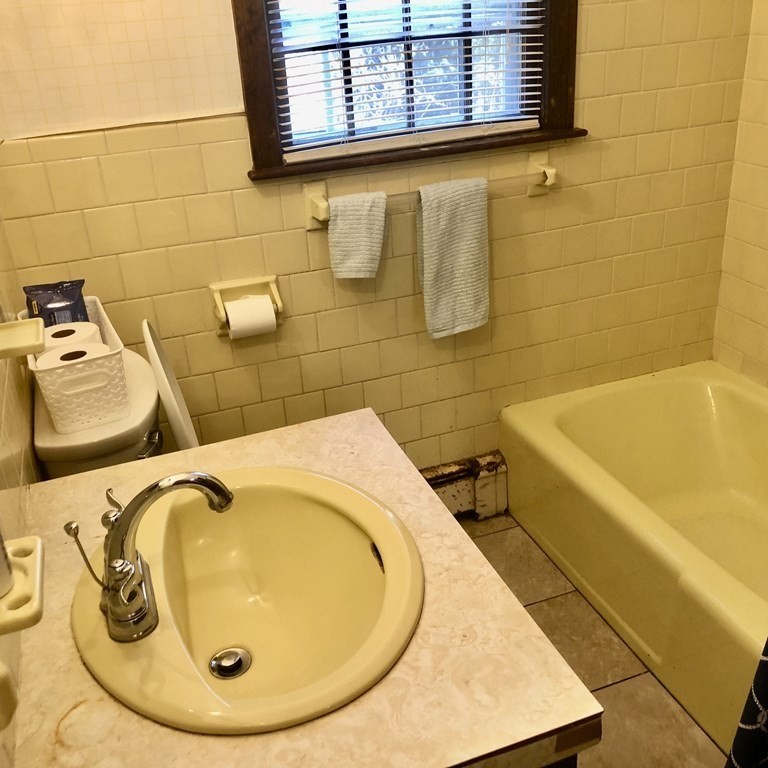 53 Pratt Road Scituate, MA 02066 - Photo 8 of 12 Gallery Image 8