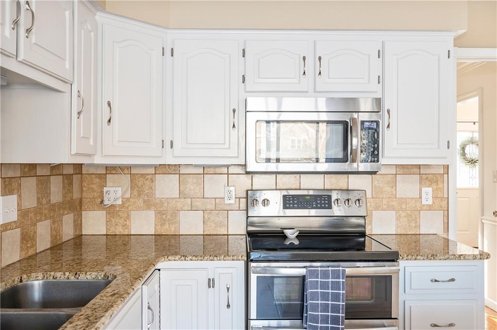 8651 Promontory Road Indianapolis, IN 46236 - Photo 16 of 37 Gallery Image 16