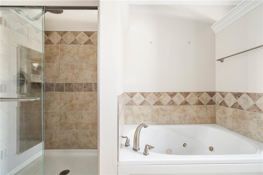 8651 Promontory Road Indianapolis, IN 46236 - Photo 24 of 37 Gallery Image 24