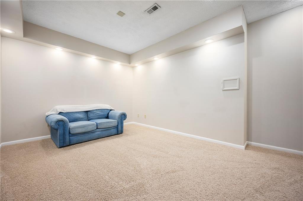 8651 Promontory Road Indianapolis, IN 46236 - Photo 28 of 37 Gallery Image 28