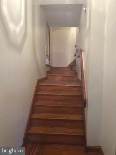 6243 Haverford Avenue, Unit 2 Philadelphia, PA 19151 - Photo 3 of 17 a view of entryway
