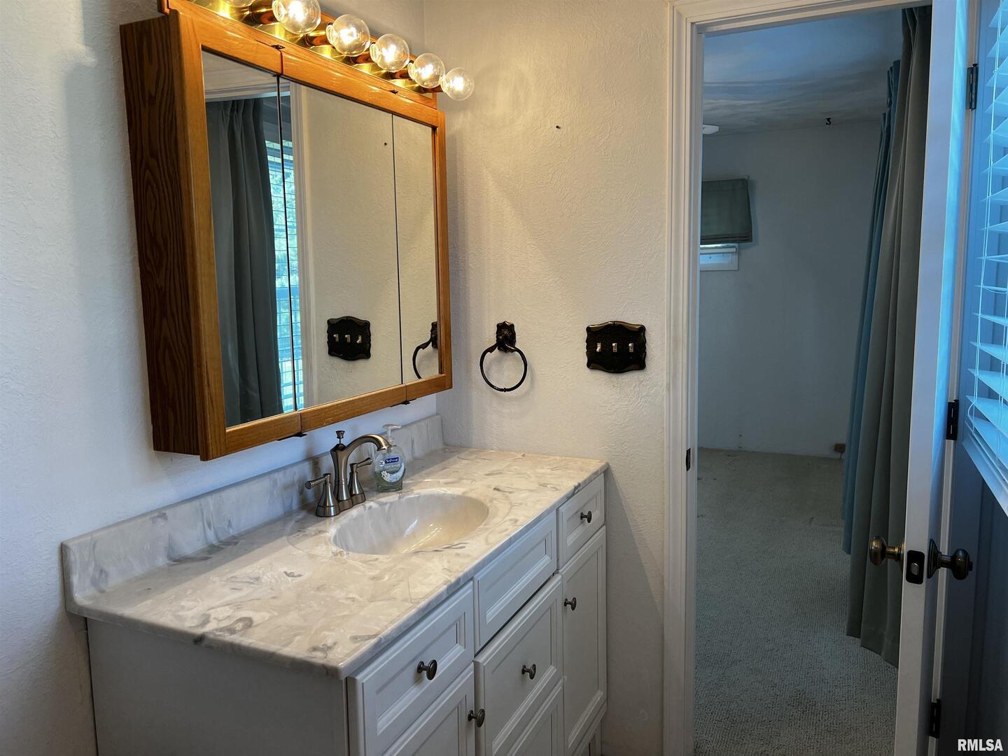 210 West Fifth Street St. Peter, IL 62880 - Photo 32 of 48