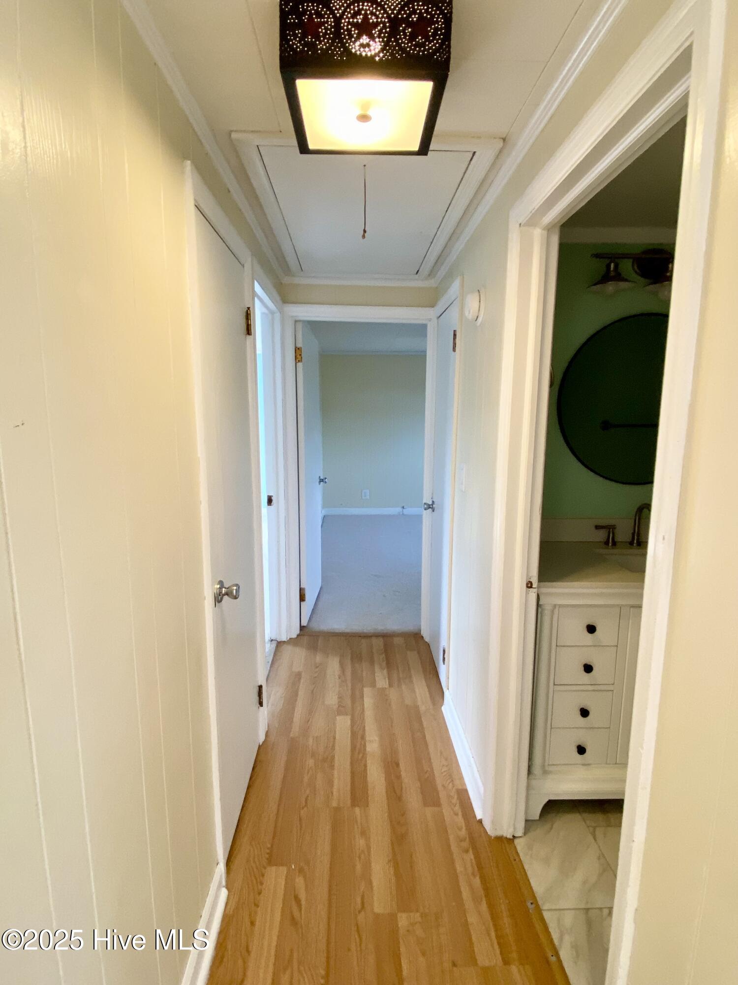 112 Croaker Street Davis, NC 28524 - Photo 15 of 28 Hallway