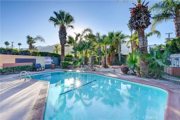 $1,495 | 912 East Chuckwalla Road, Palm Springs, CA 92262