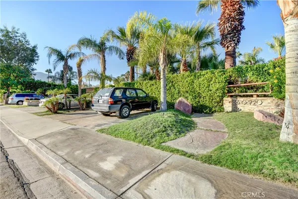 $1,495 | 912 East Chuckwalla Road, Palm Springs, CA 92262